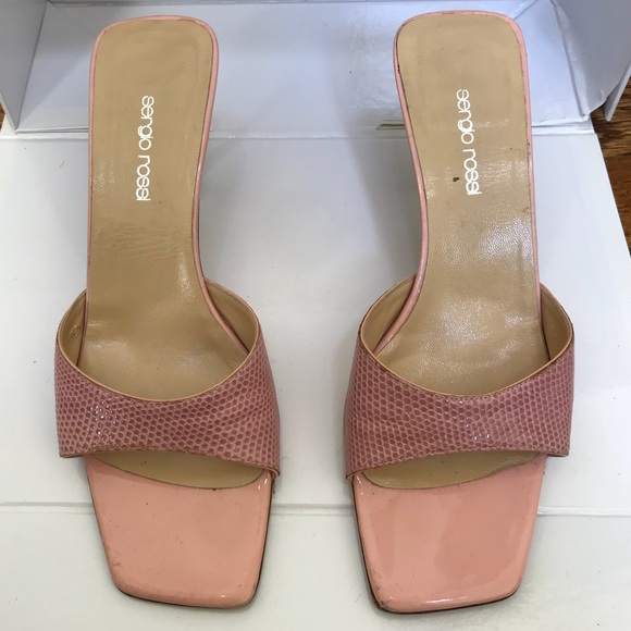 Sergio Rossi Pink Leather Heels - Picture 2 of 5